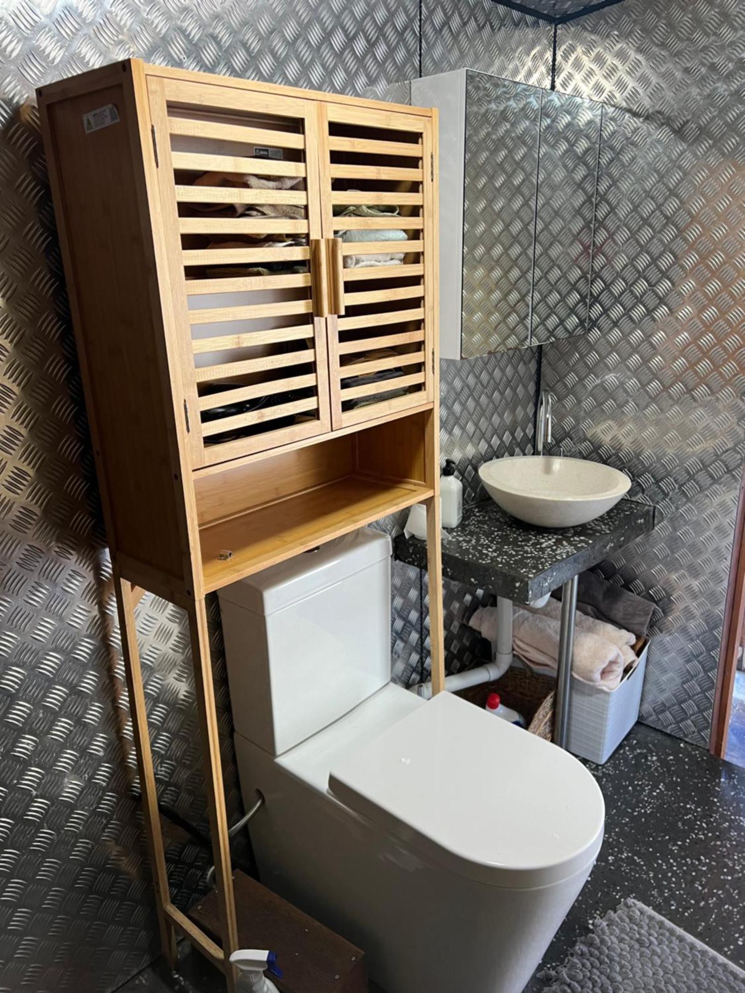Self Contained Open Shed Space Wainui  Extérieur photo