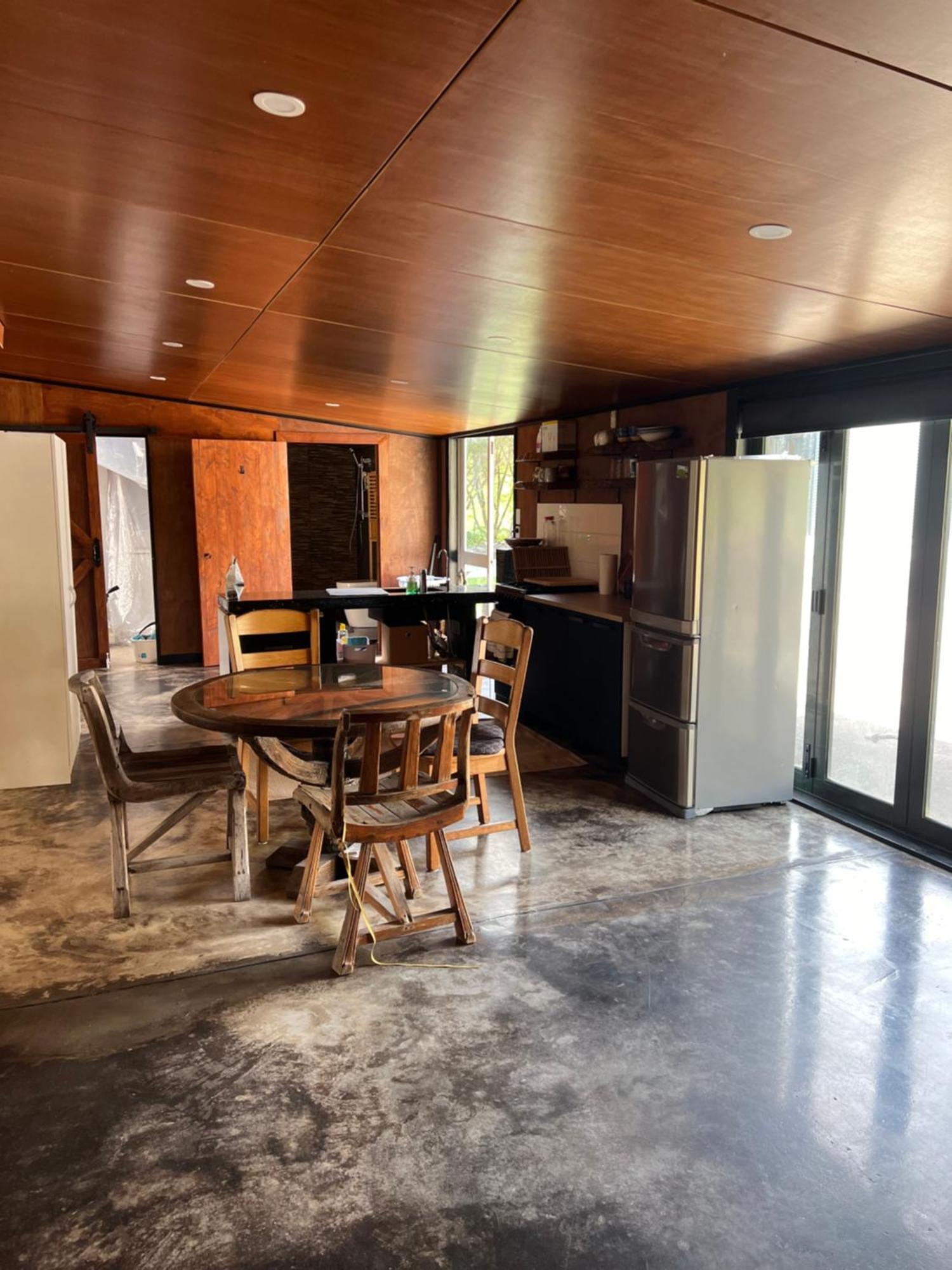 Self Contained Open Shed Space Wainui  Extérieur photo